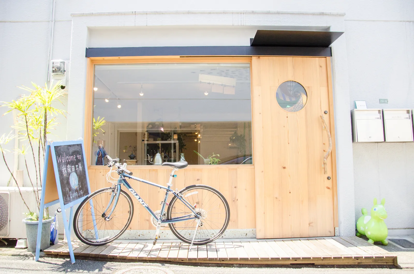 店の入口